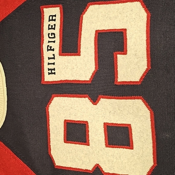 Men's Tommy Hilfiger sweater - Picture 2 of 8